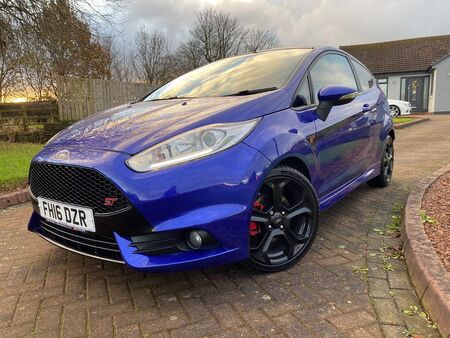 FORD FIESTA 1.6T EcoBoost ST-2 Euro 6 3dr