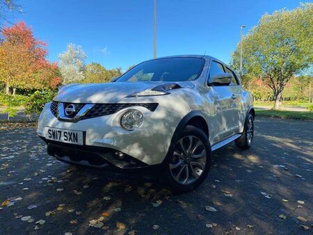 NISSAN JUKE 1.6 Tekna XTRON Euro 6 5dr