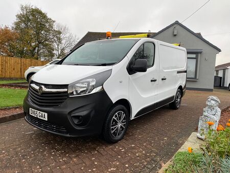 VAUXHALL VIVARO 1.6 CDTi 2700 L1 H1 Euro 5 5dr