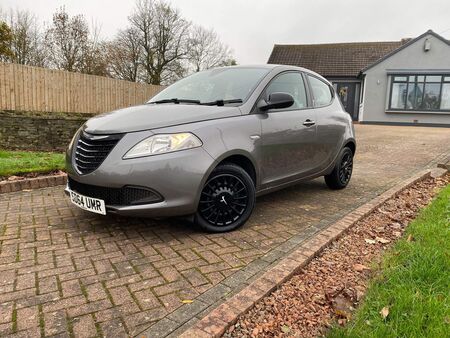 CHRYSLER YPSILON 1.2 Silver Euro 6 5dr