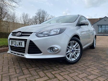 FORD FOCUS 1.0T EcoBoost Titanium Euro 5 (s/s) 5dr