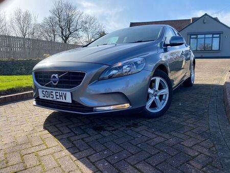 VOLVO V40 1.6 D2 SE Euro 5 (s/s) 5dr